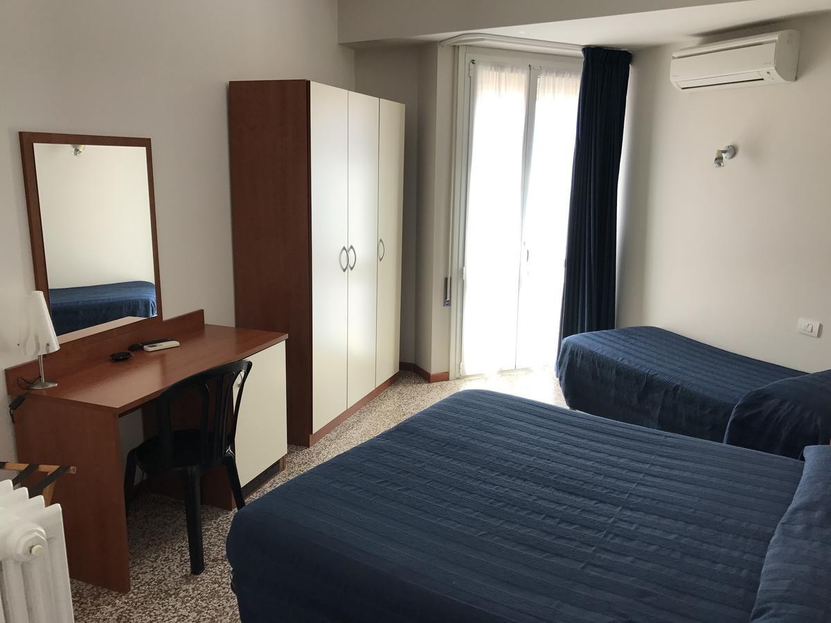 Hotel Turismo Europa كاسال بورسيتي المظهر الخارجي الصورة